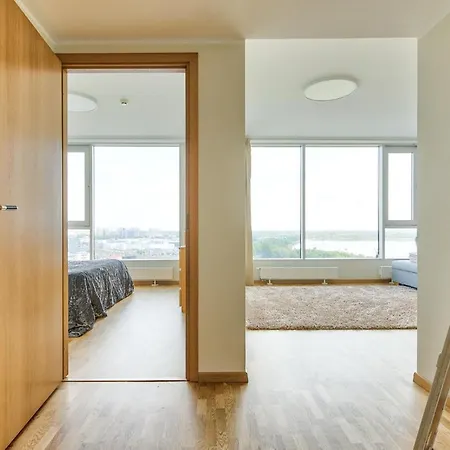 Lejlighed Bright And Cosy Flat With A View In The Center! Tallinn